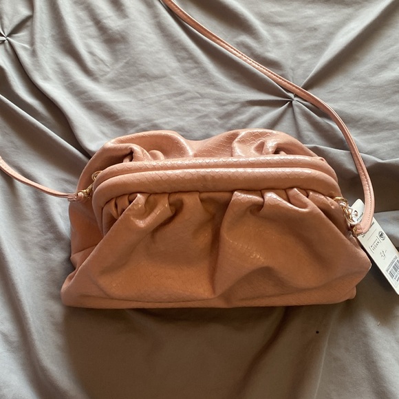 Purse - Picture 2 of 6